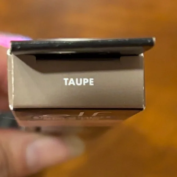 Makeup Revolution Skin Silk Foundation, E.L.F CC Cream & Brow Pen Lot of 3 - Picture 13 of 13